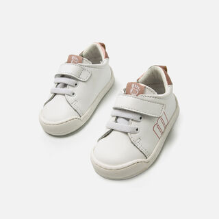 Zapatillas de Nina modelo FREE BABY de MTNG
