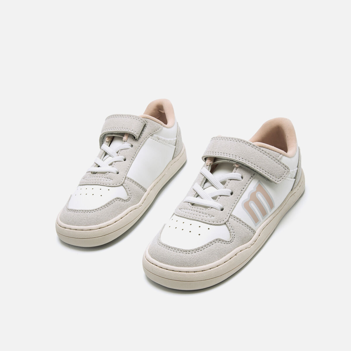 Zapatillas de Nina modelo FREE de MTNG image number 1