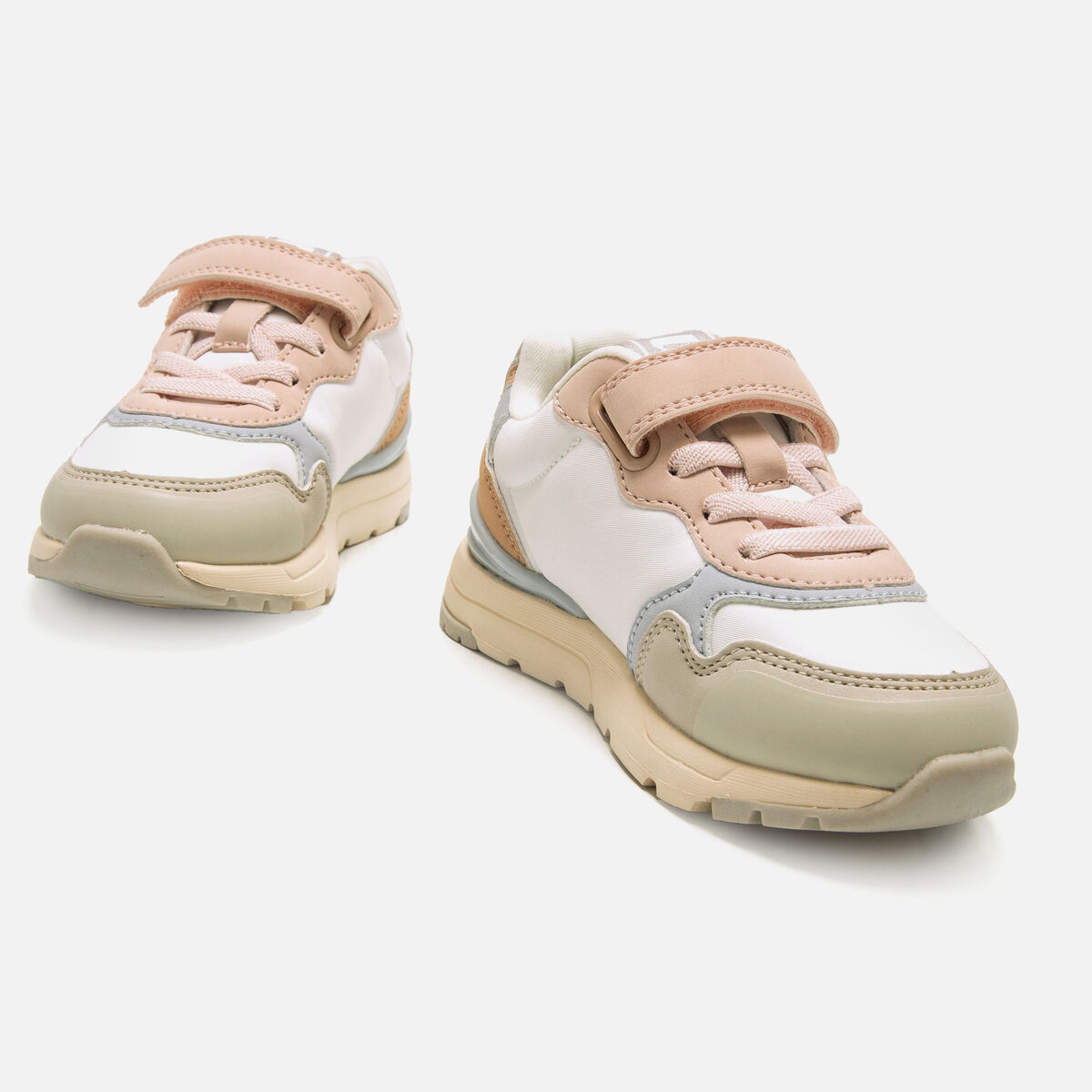 Zapatillas de Nina modelo COMPACT de MTNG image number 3