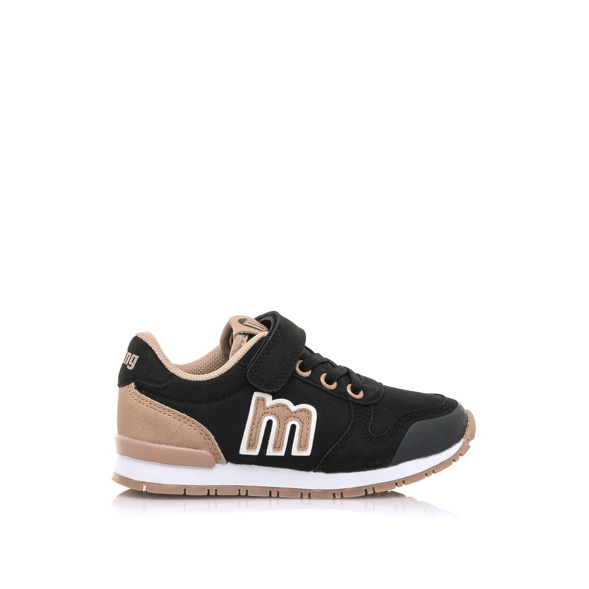 TENIS de Menina modelo JOGGO de MTNG image number 0