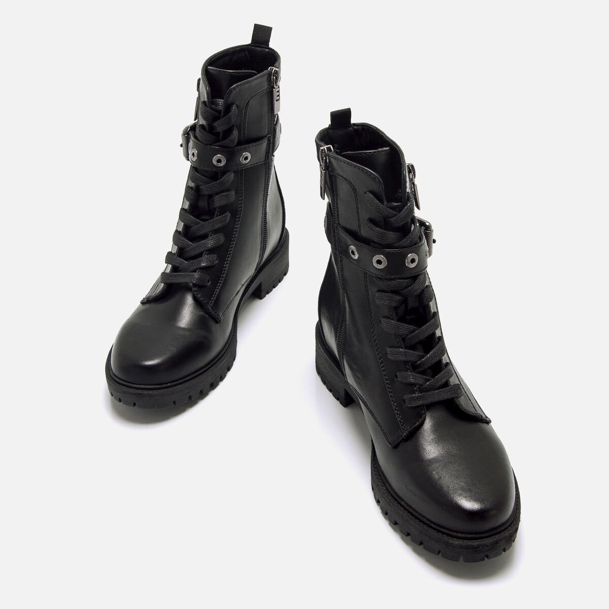 Botines planos de Mujer modelo CAMPA de MTNG image number 3