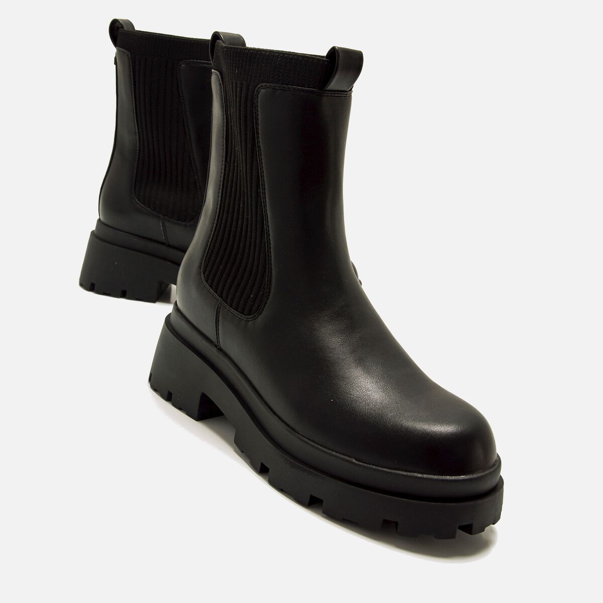 Botines planos de Mujer modelo MISSIONE de MTNG image number 5
