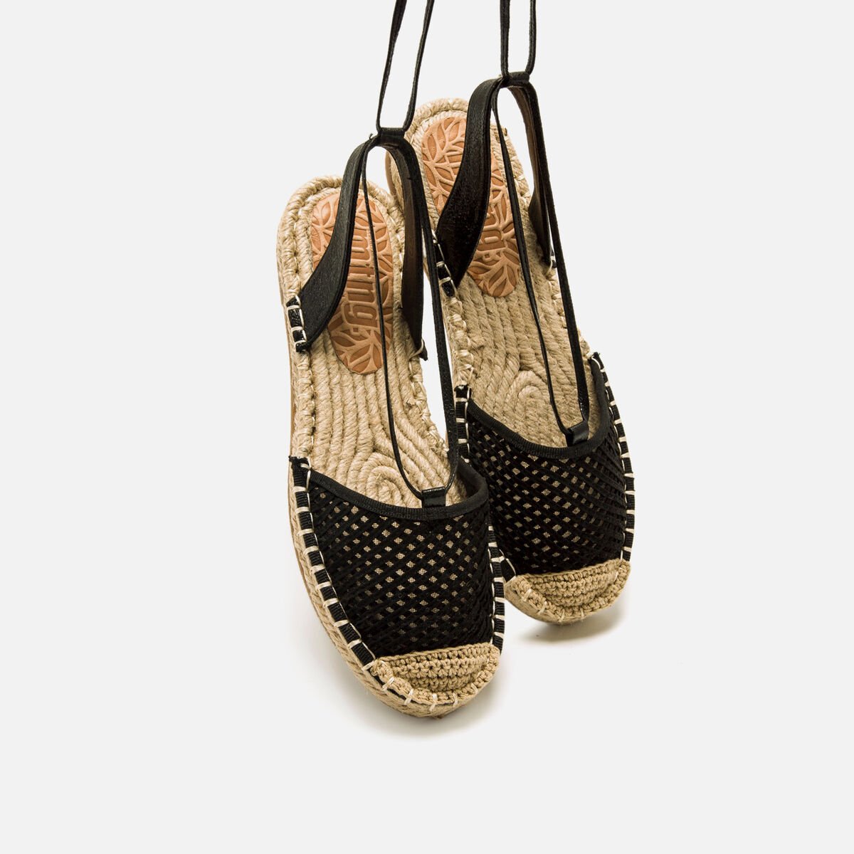Sandalias planas de Mujer modelo ARENAL de MTNG image number 4