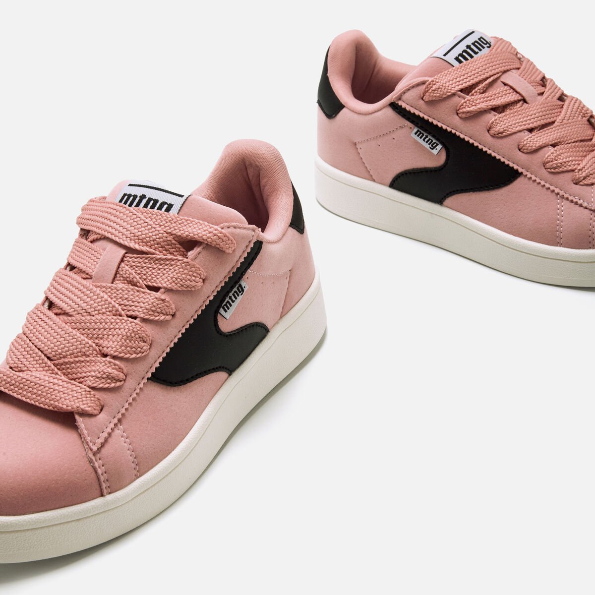 Sneakers de Mulher modelo COLLEGE de MTNG image number 6
