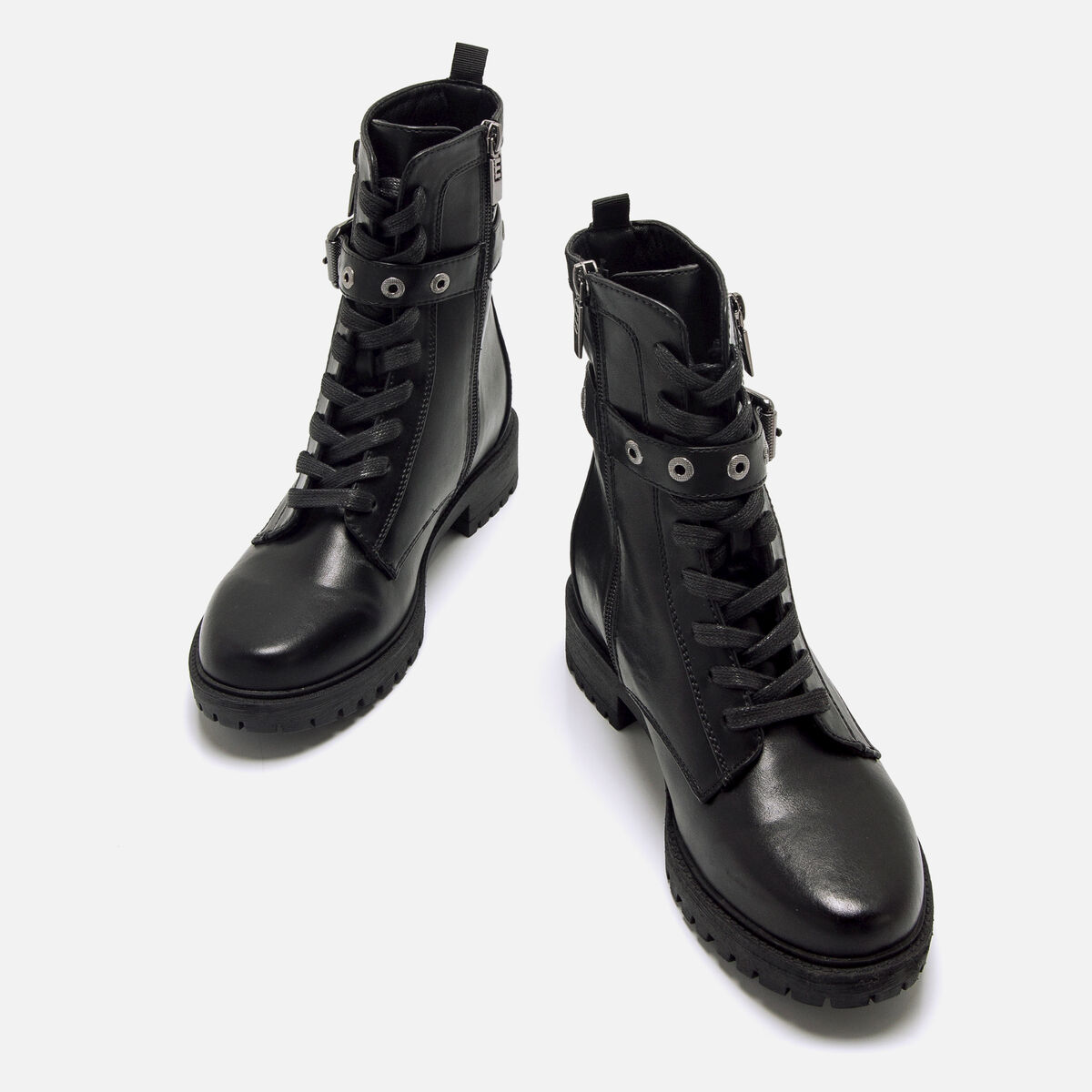 Botas de tornozelo planas de Mulher modelo CAMPA de MTNG image number 3