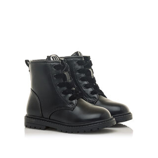 Botines de Nina modelo LOLITA de MTNG