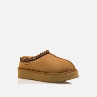 Chaussures plates pour Femme modèle NIVIA de MTNG