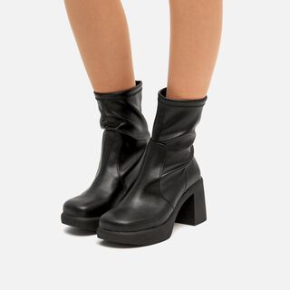 Botines de tacon de Mujer modelo ELIANA de MTNG