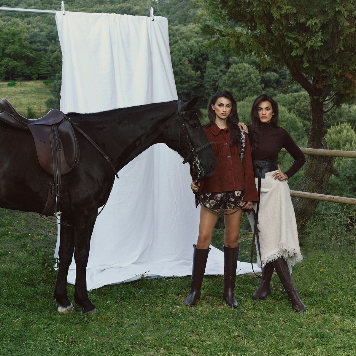 Bottes plates pour Femme mod&egrave;le CAMPA de MTNG image number 1