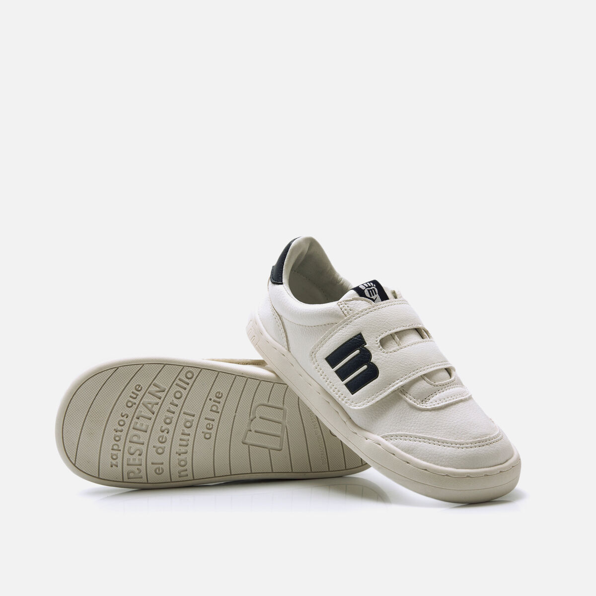 Zapatillas de Nino modelo FREE de MTNG image number 7