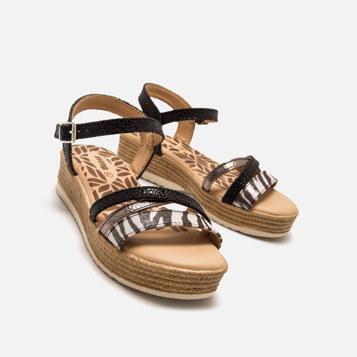 Sandalias de Nina modelo AIRE de MTNG image number 3