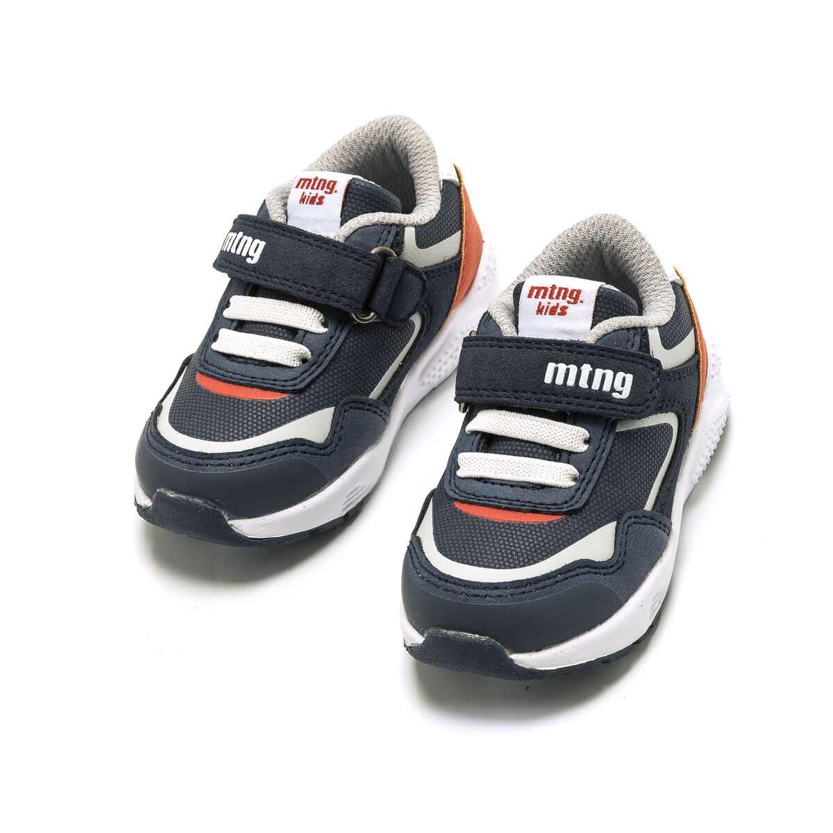 Zapatillas de Nina modelo YOUNG de MTNG image number 2