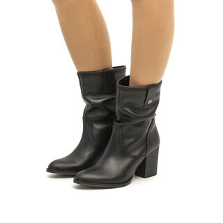 Botines de tacon de Mujer modelo UMA de MTNG