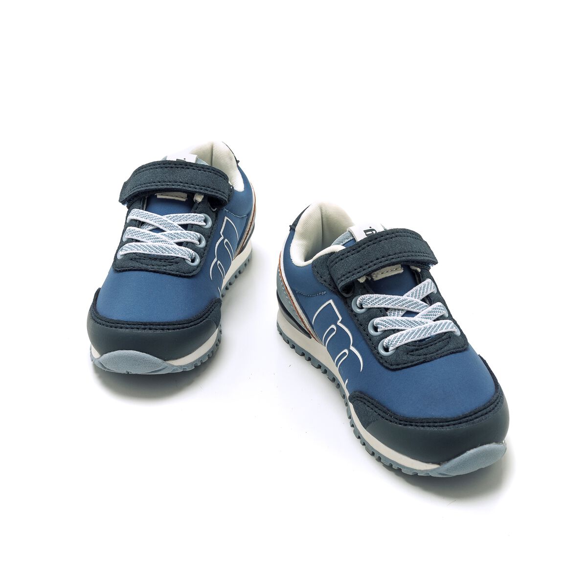 Sneakers pour Garcon modèle JOGGO de MTNG image number 4