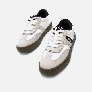 Zapatillas de Nino modelo EMI de MTNG