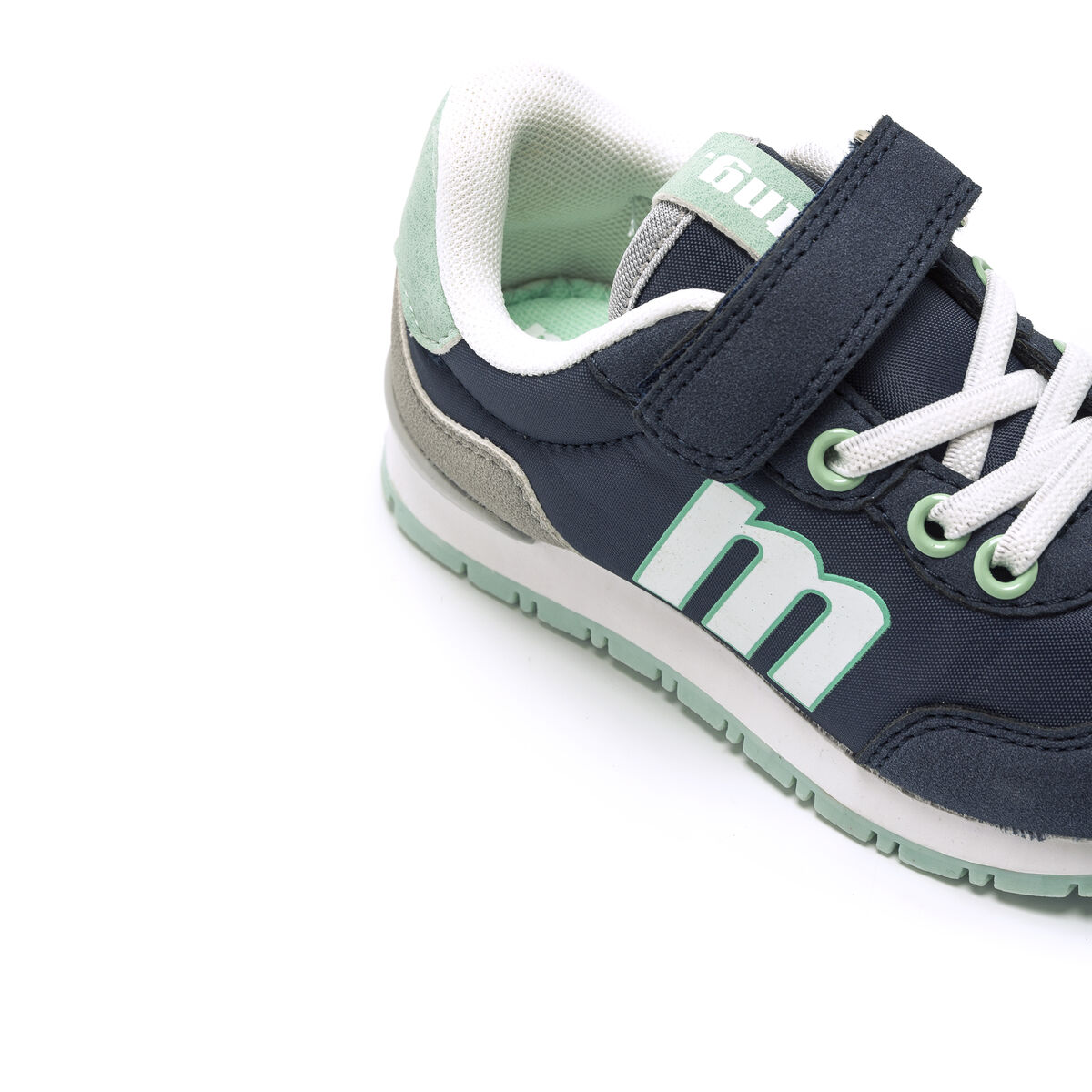 TENIS de Menino modelo JOGGO de MTNG image number 4