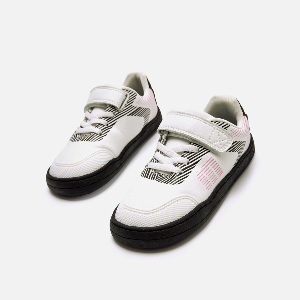 Zapatillas de Nina modelo FREE de MTNG image number 1