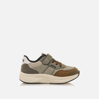 Zapatillas de Nino modelo SOMO de MTNG