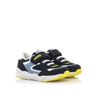 Zapatillas de Nina modelo YOUNG de MTNG