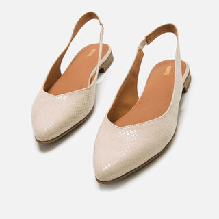 Chaussures plates pour Femme modèle LOANA de MTNG