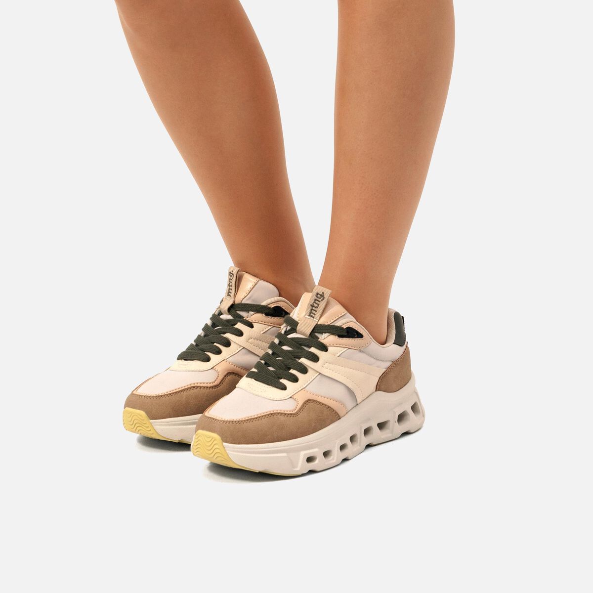 Zapatillas de Mujer modelo PLAY de MTNG image number 2