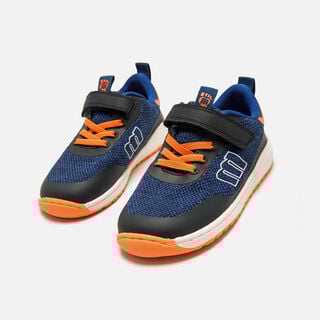 Zapatillas de Nino modelo FREE de MTNG