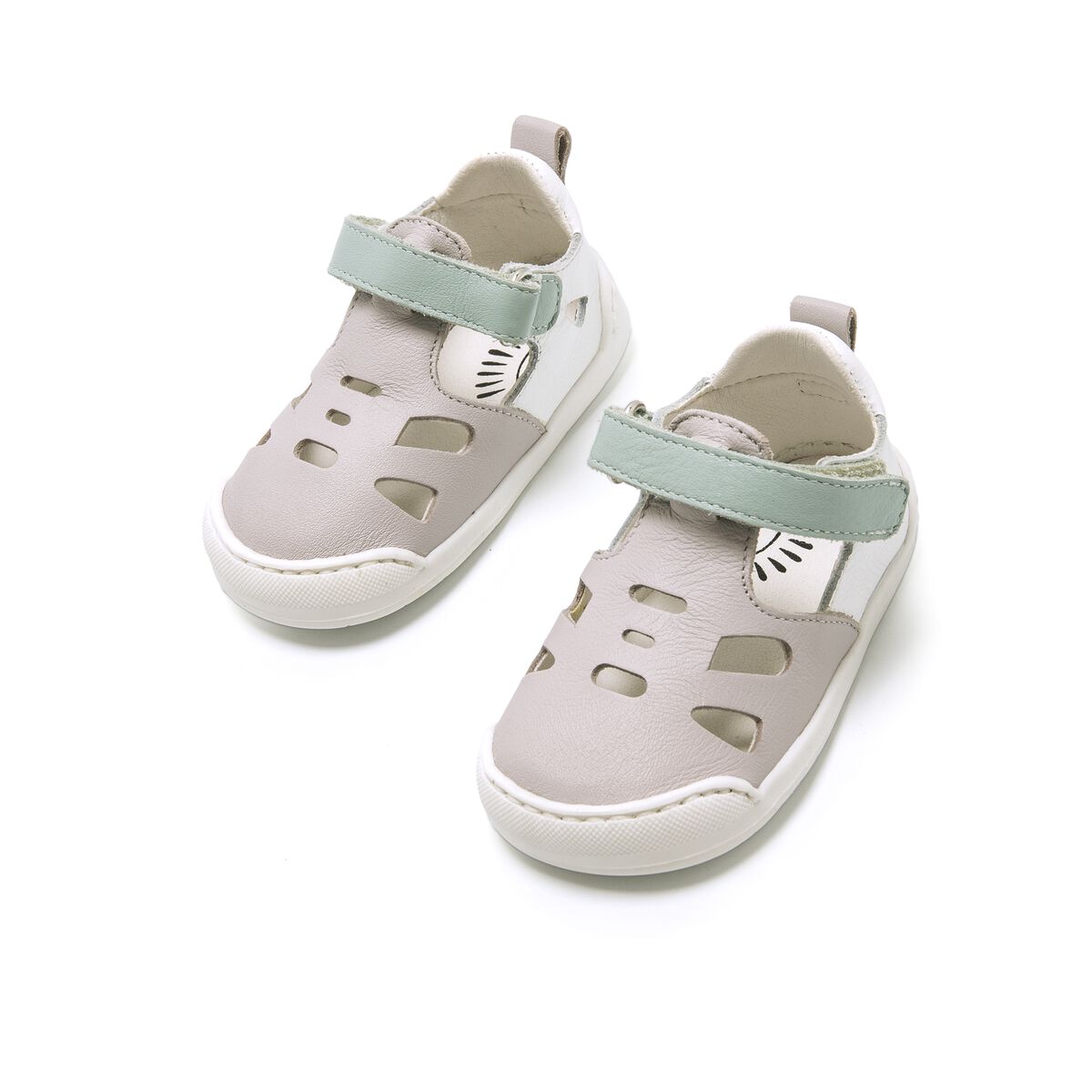 Sandales pour Filles modèle FREE BABY de MTNG image number 4