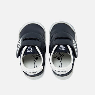 Zapatillas de Nino modelo FREE BABY de MTNG