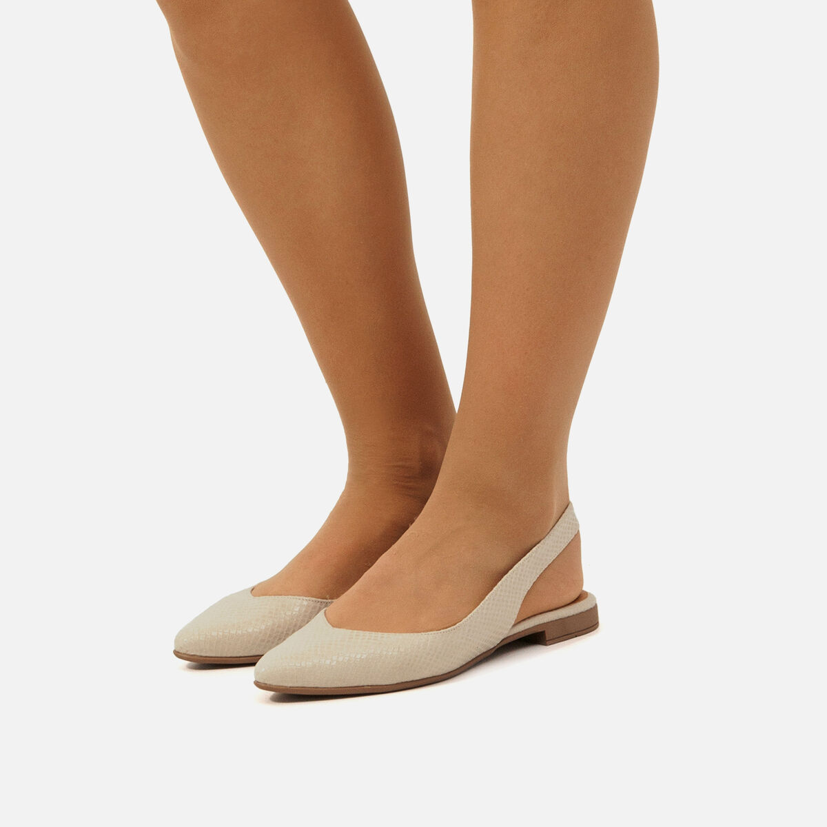 Zapatos planos de Mujer modelo LOANA de MTNG image number 2