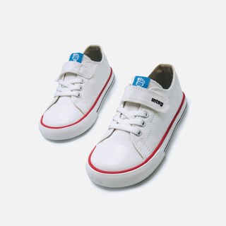 Zapatillas de Nino modelo FREE de MTNG