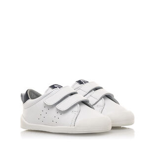 Zapatillas de Nino modelo FREE de MTNG