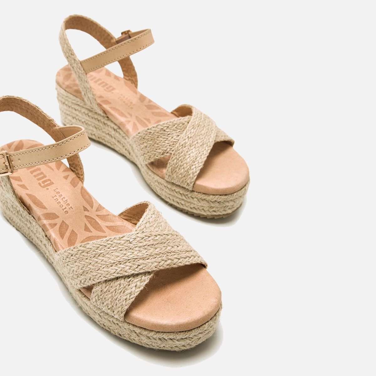 Sandalias de cuna de Mujer modelo LITA de MTNG image number 5