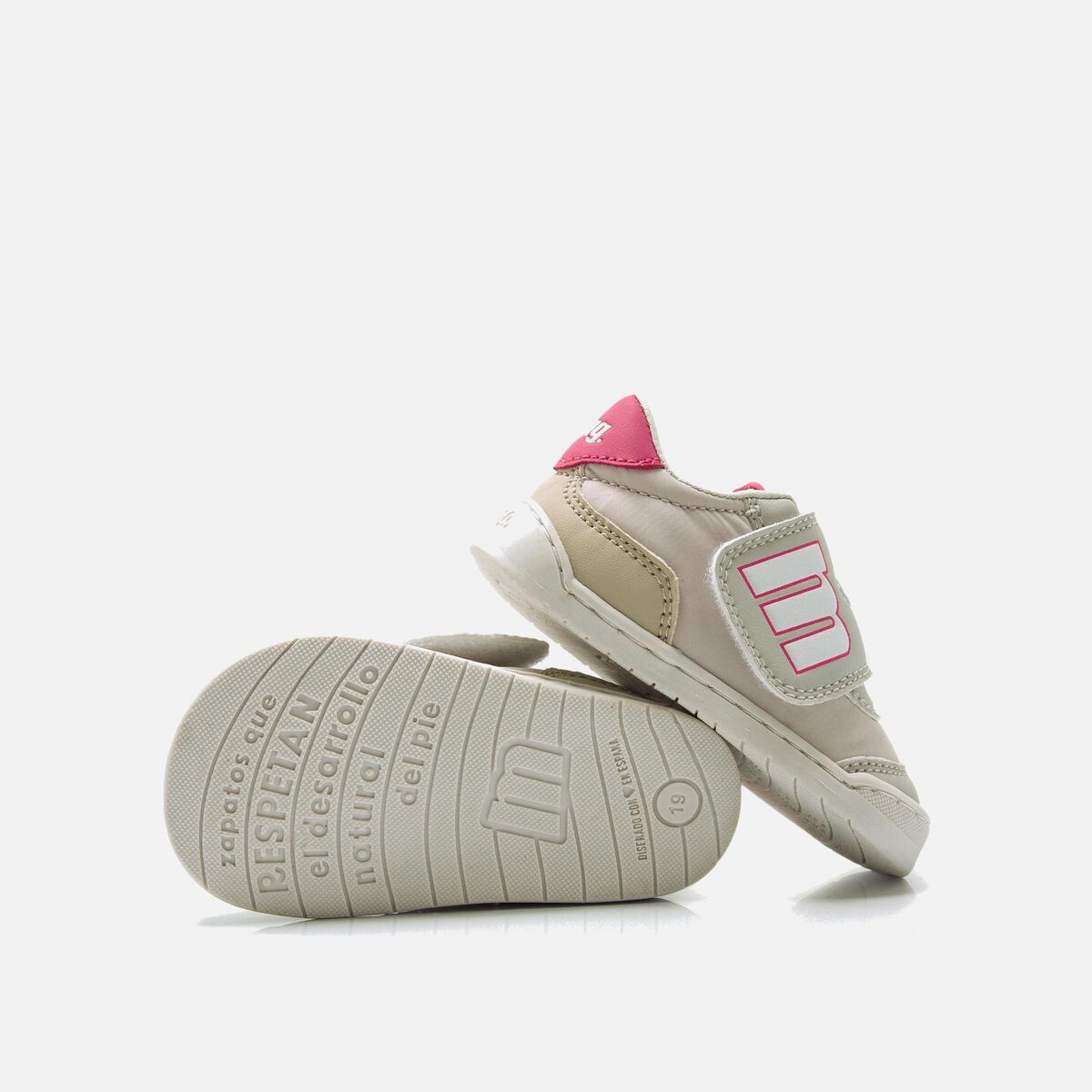 Zapatillas de Nina modelo FREE BABY de MTNG image number 3