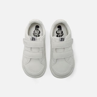 Zapatillas de Nino modelo FREE de MTNG