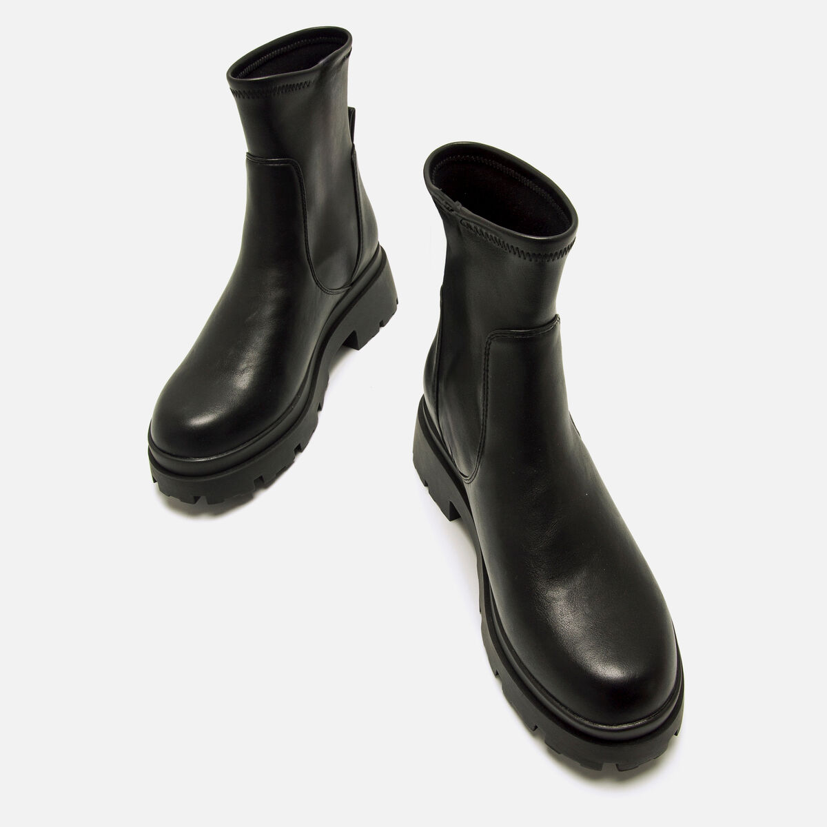 Botinesplanos-Mujer-MISSIONE-MTNG image number 5 Botines planos de Mujer modelo MISSIONE de MTNG image number 5