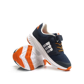 Zapatillas de Nino modelo SOMO de MTNG