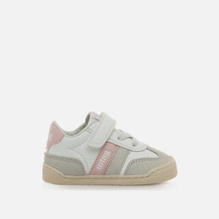 Zapatillas de Nina modelo FREE BABY de MTNG