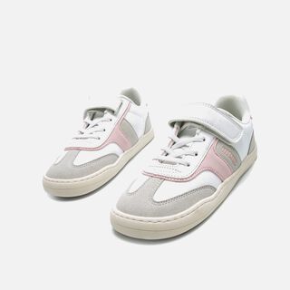 Zapatillas de Nina modelo FREE de MTNG