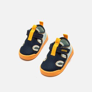 Sandalias de Rapaz modelo FREE BABY de MTNG