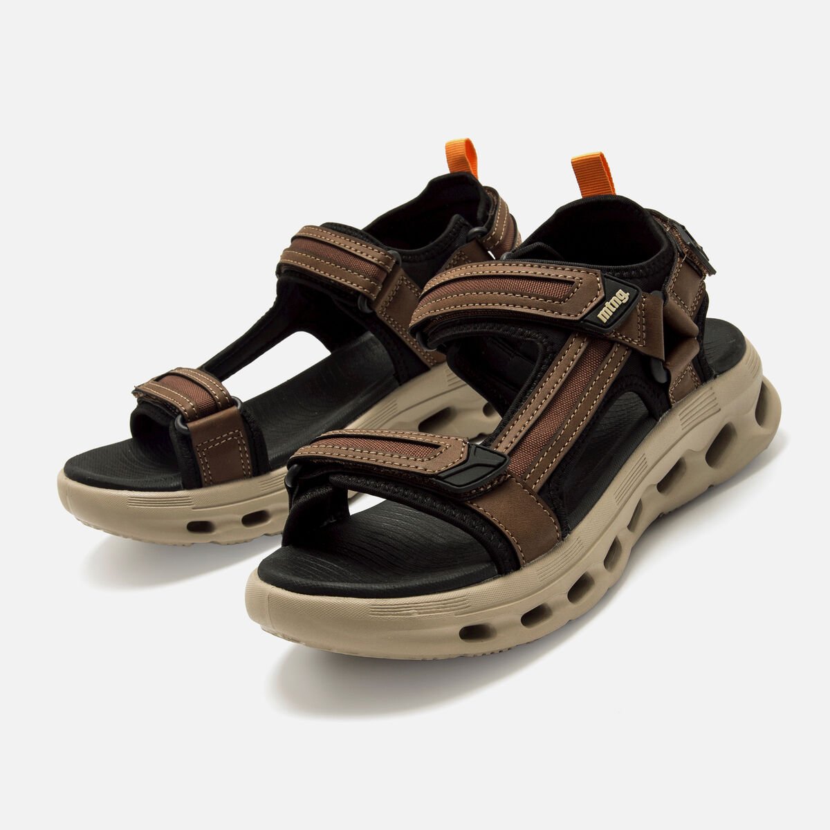 Sandalias de Hombre modelo BENISA de MTNG image number 3