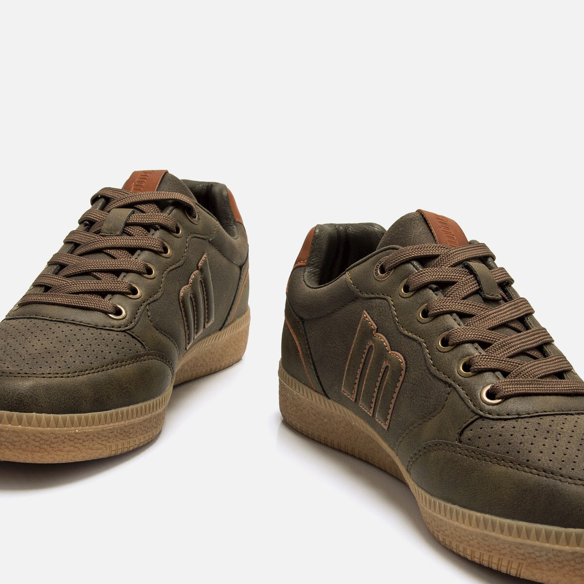 Sneakers pour Homme mod&egrave;le NOVA de MTNG image number 3