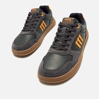 Zapatillas de Hombre modelo FREE de MTNG