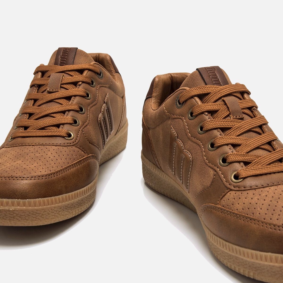 Sneakers de Homem modelo NOVA de MTNG image number 3