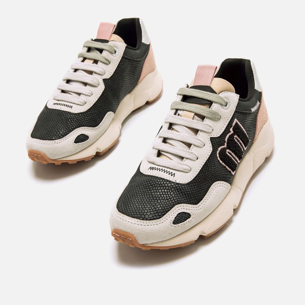 Zapatillas de Mujer modelo CLIMB de MTNG image number 1