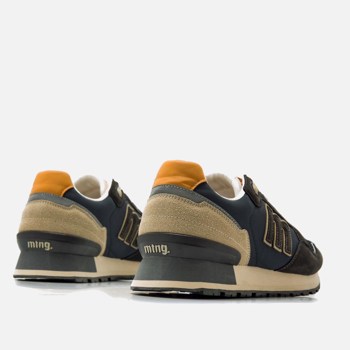 Zapatillas de Hombre modelo JOGGO CLASSIC de MTNG image number 2
