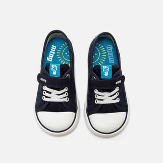 Zapatillas de Nino modelo FREE de MTNG