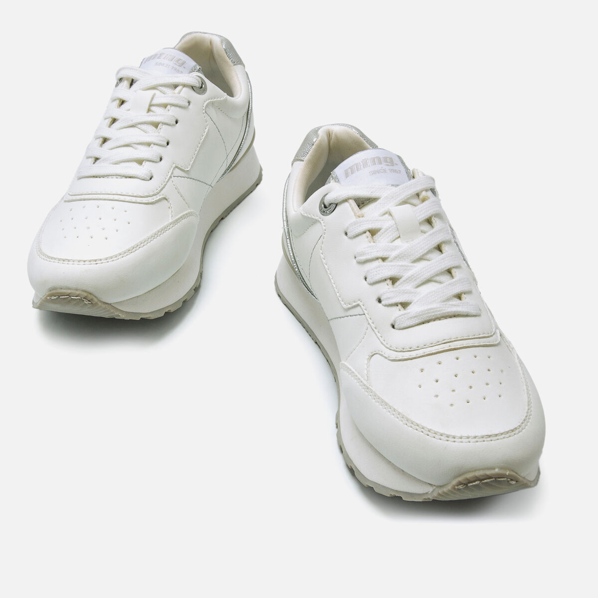 Sneakers de Mulher modelo JOGGO CLASSIC de MTNG image number 3