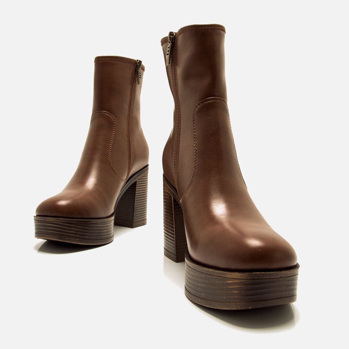 Botas de tornozelo de salto de Mulher modelo NEW 67 de MTNG image number 3