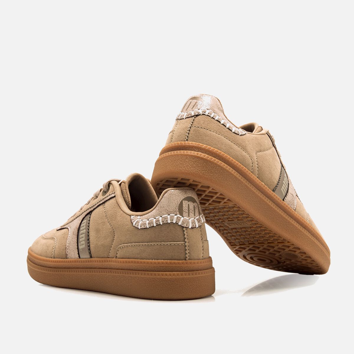 Sneakers pour Femme modèle CUMBIA de MTNG image number 2