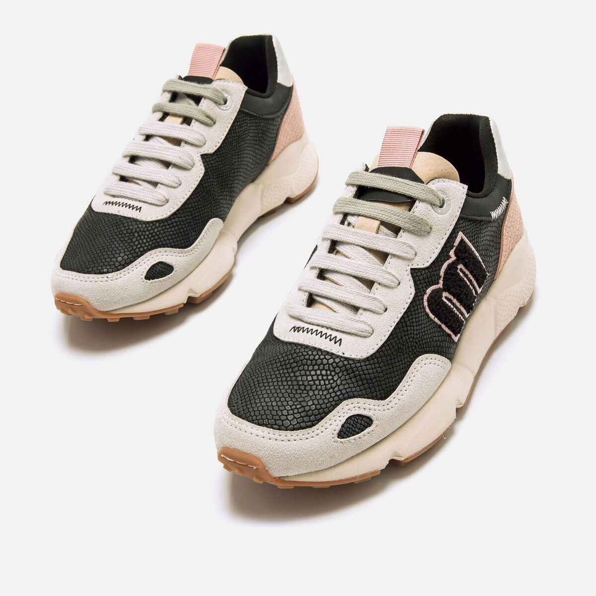 Sneakers pour Femme modèle CLIMB de MTNG image number 1